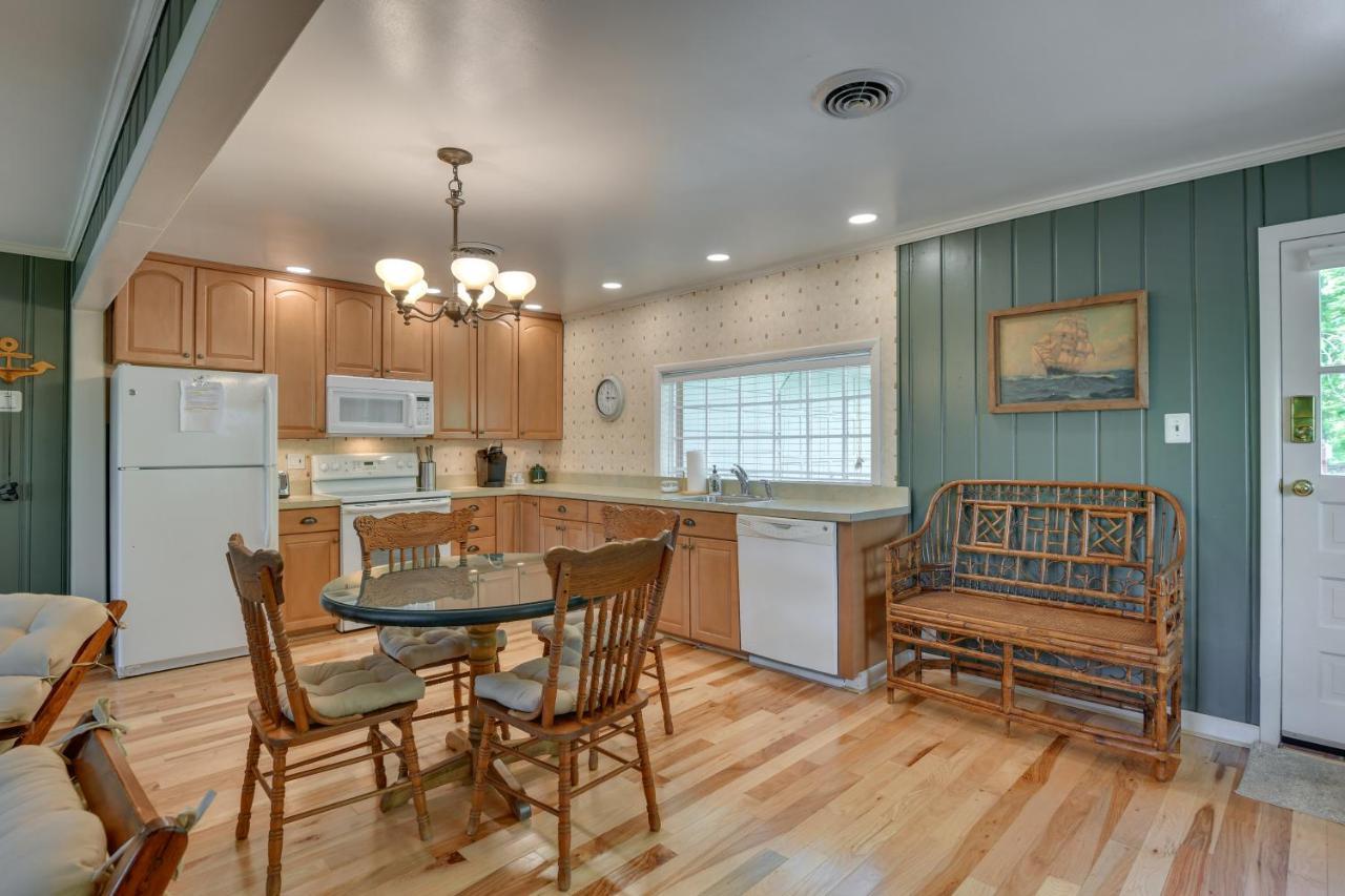 Waterfront Annapolis Home Fire Pit And Fishing Pier Экстерьер фото