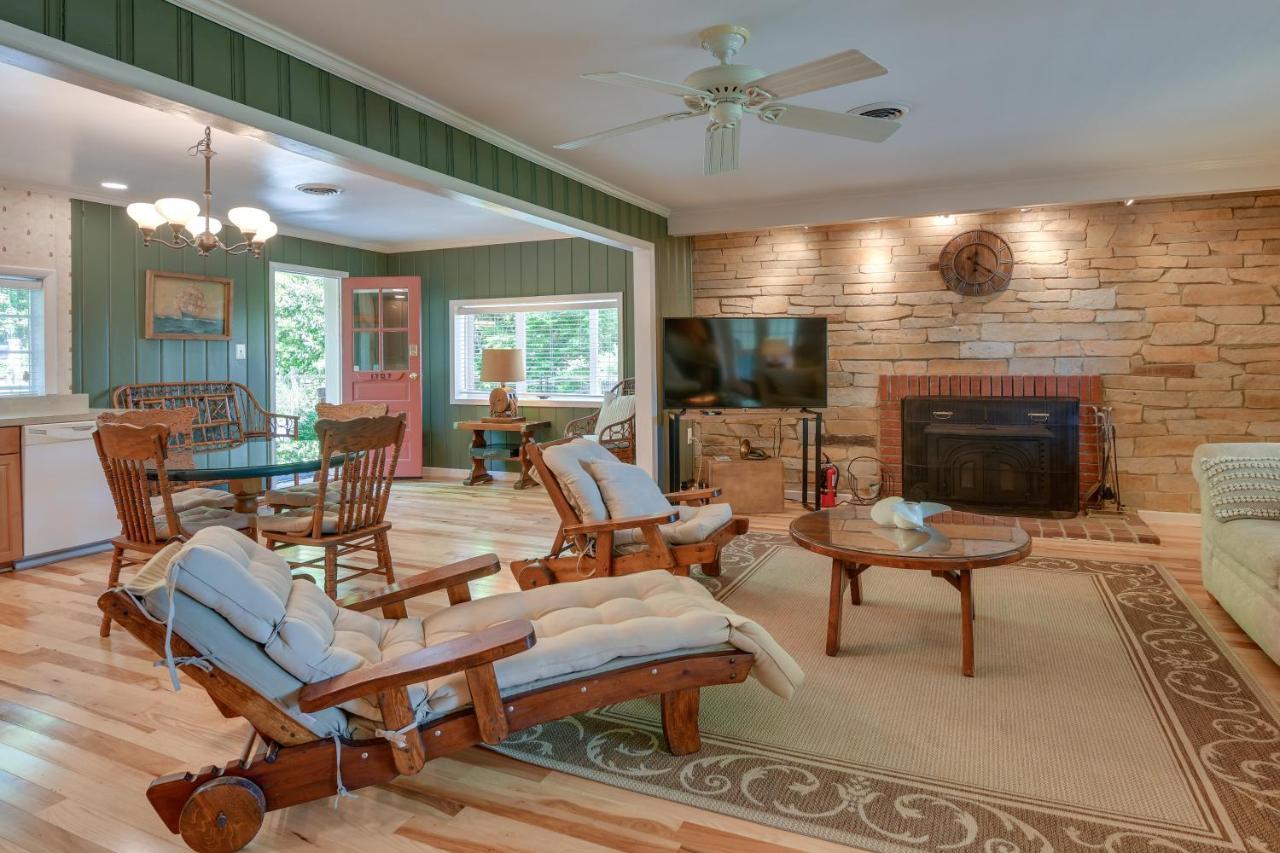 Waterfront Annapolis Home Fire Pit And Fishing Pier Экстерьер фото