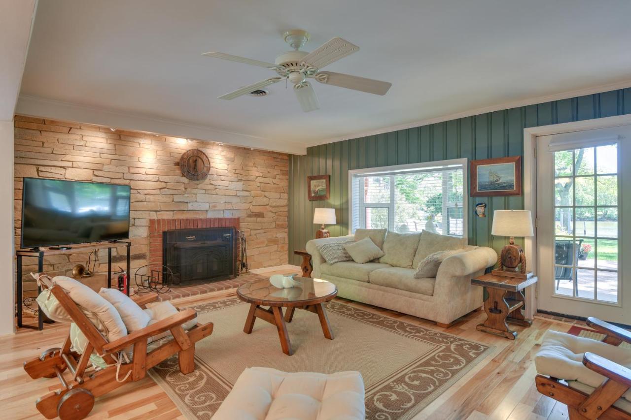 Waterfront Annapolis Home Fire Pit And Fishing Pier Экстерьер фото